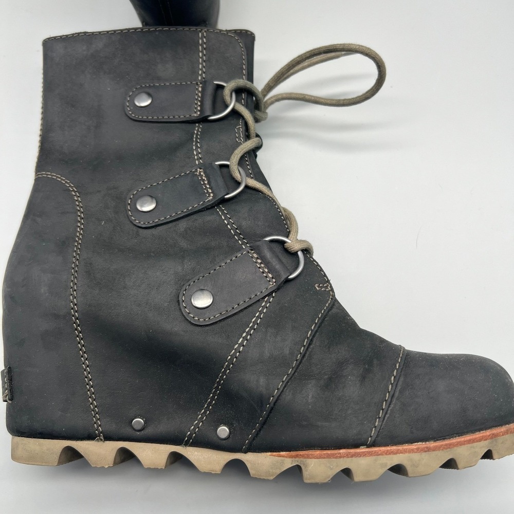 Sorel Black Lace-Up Ankle Boots with Tan Sole - Picture 6 of 9